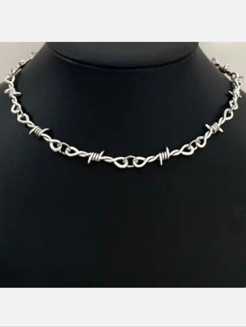 Barbwire Necklace